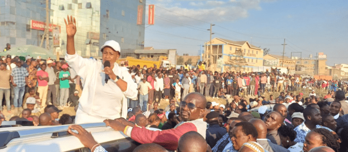 Governor Ndeti Returns from the UK to a Grand Welcome by Machakos Residents. Governor Wavinya addresses Machakos County residents at Mlolongo. Picture/X